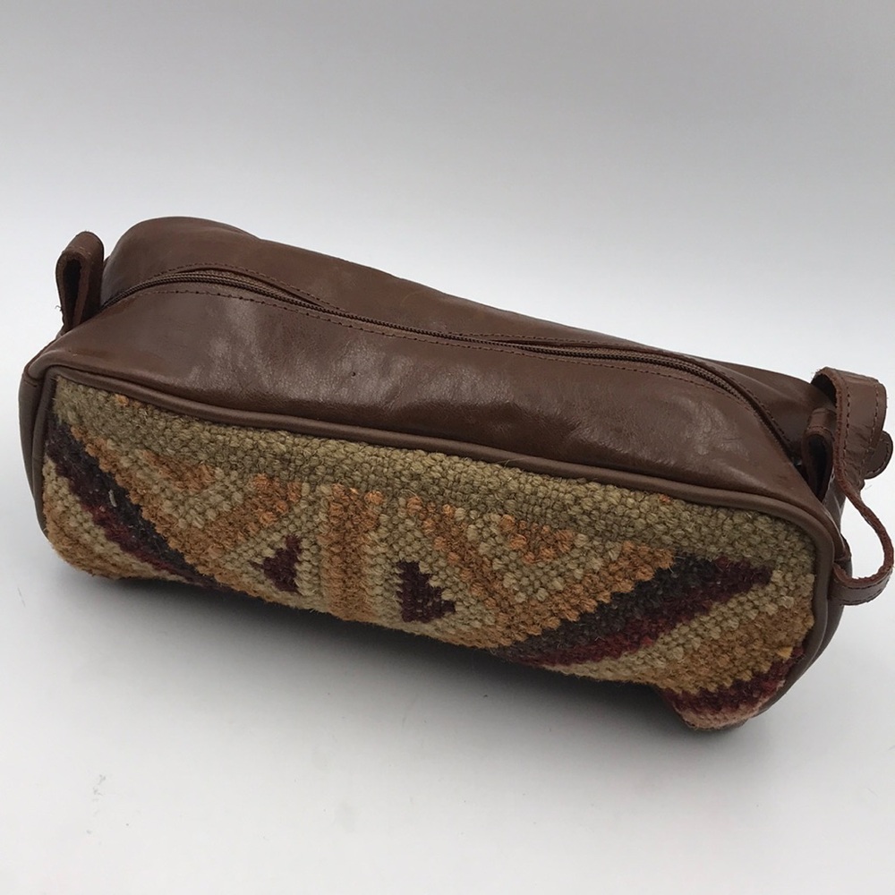 NWOT Wool Jute Blend  Kilim Travel Toiletry Bag Leather Trim